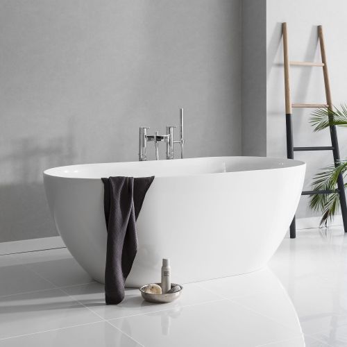 Form Clearstone Freestanding Bath by VCBC