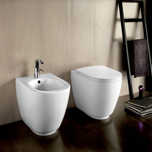 Fusion Wall-Faced Toilet by Michel Cesar