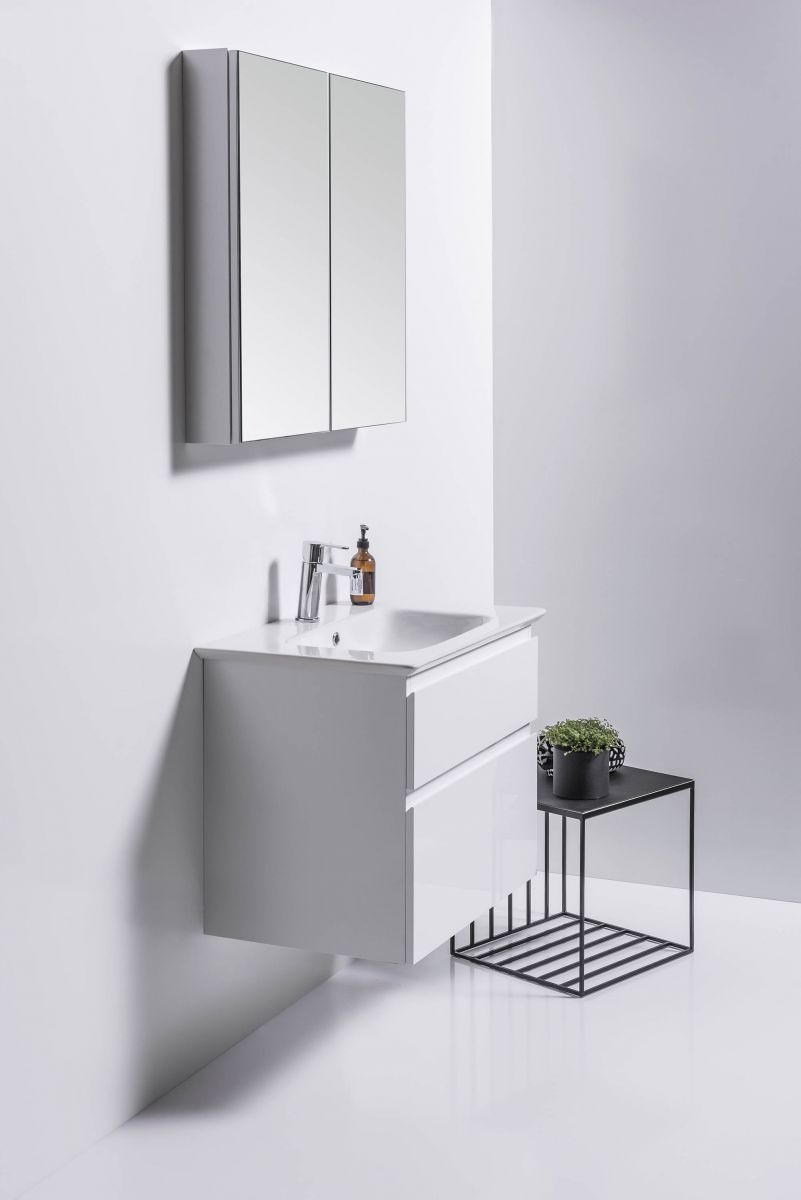 Mirror Cabinet 750 – 2 Doors, 3 Shelves