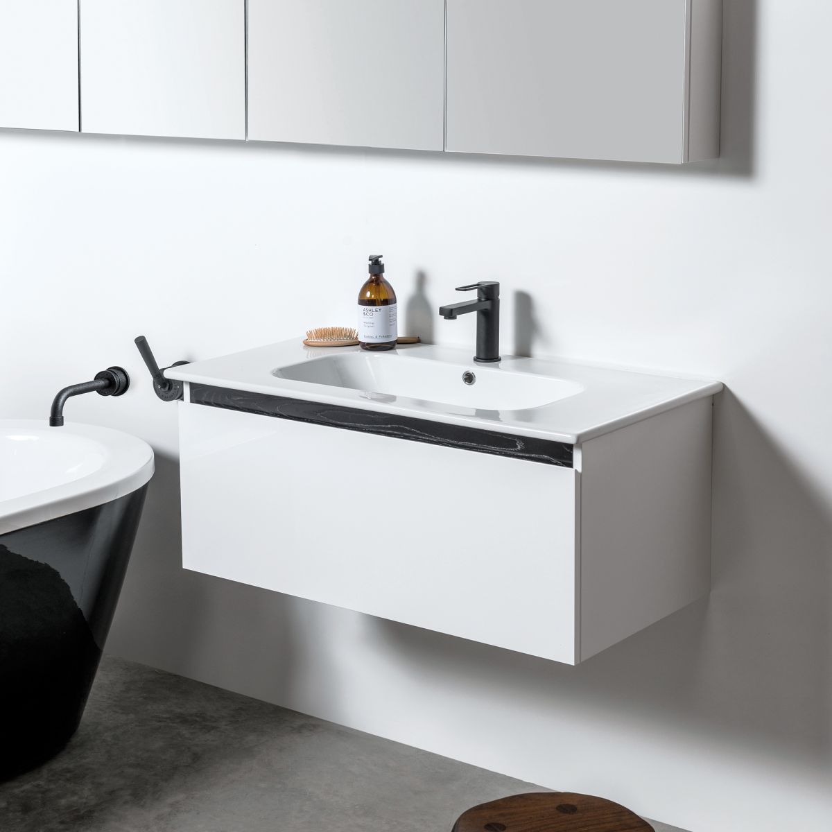 Qubo 900 Wall-Hung Vanity, 1 Drawer