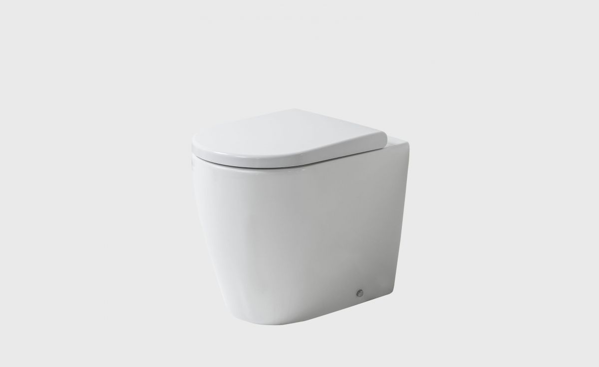 Cascade Easy Height Rimless BTW Toilet Suite