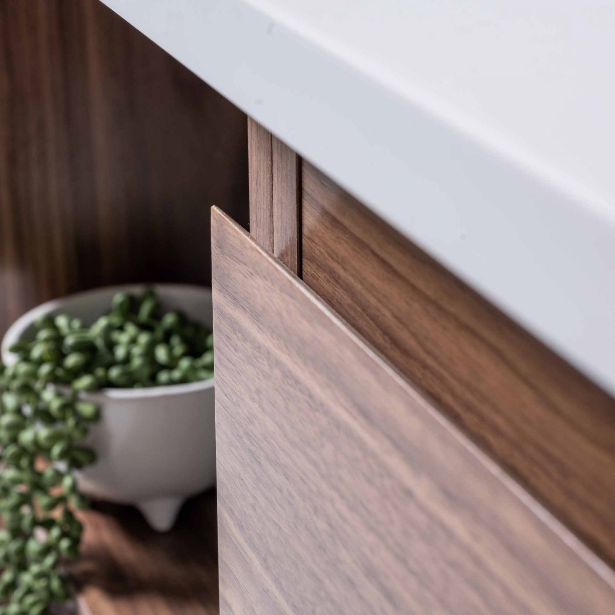 Tablo Plus 4 Drawers