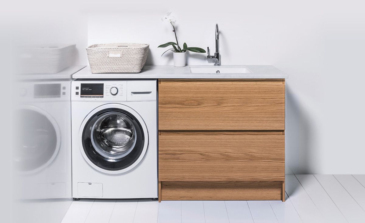 900 Laundry Cabinet