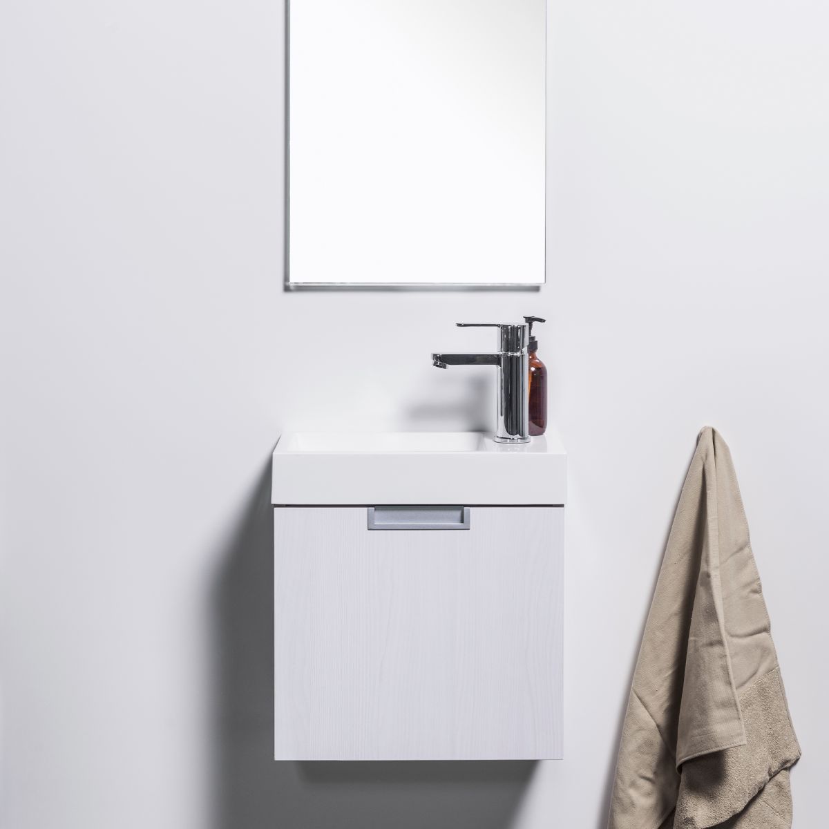 Fit 400, Wall-Hung Vanity, 1 Door